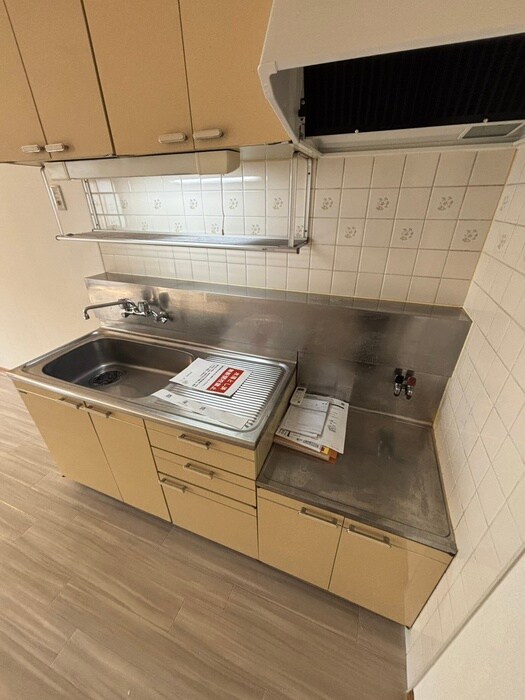 ＥＹＥ ＳＴＡＧＥ　山鼻の物件内観写真