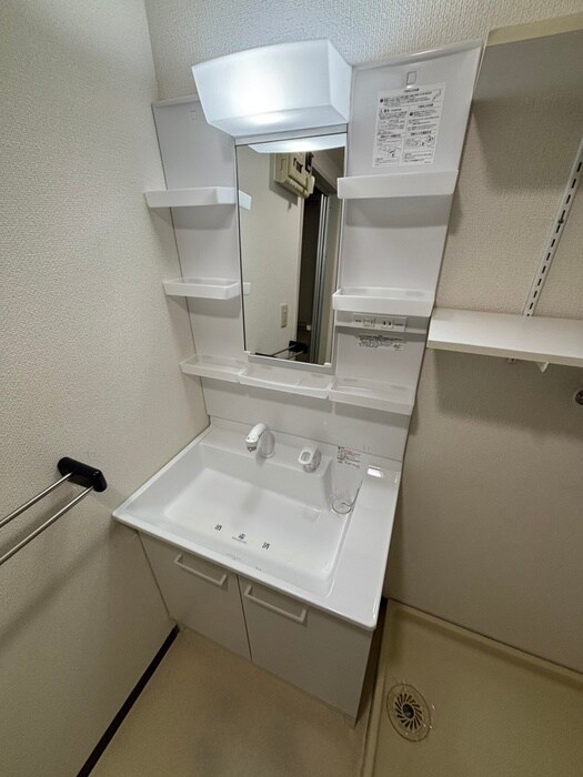 ＥＹＥ ＳＴＡＧＥ　山鼻の物件内観写真