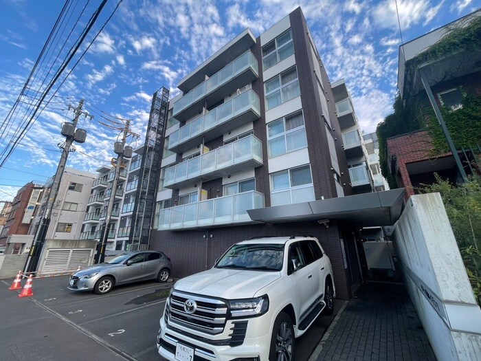 プライマル札幌円山の物件外観写真