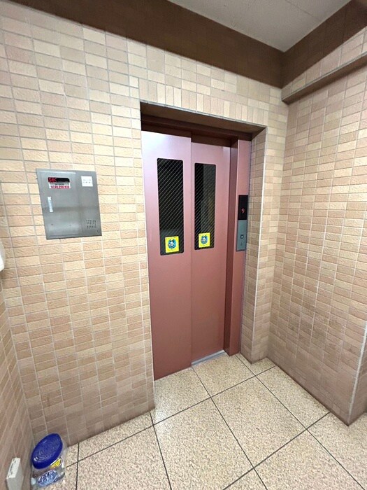 パ－クヒルズ中の島２１の物件外観写真