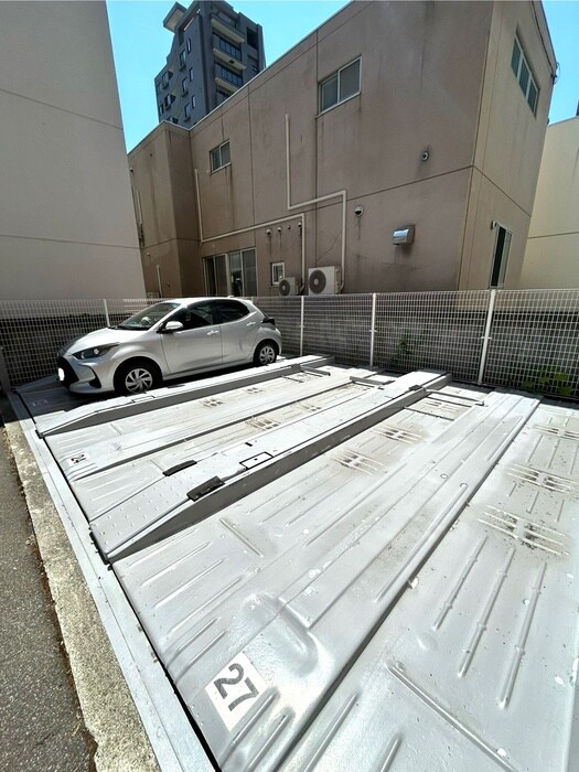 パ－クヒルズ中の島２１の物件外観写真