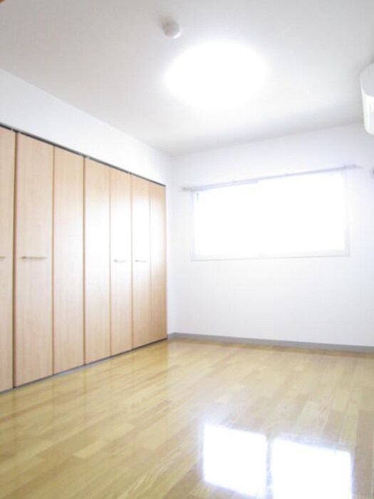 アパートメントハウスの物件内観写真