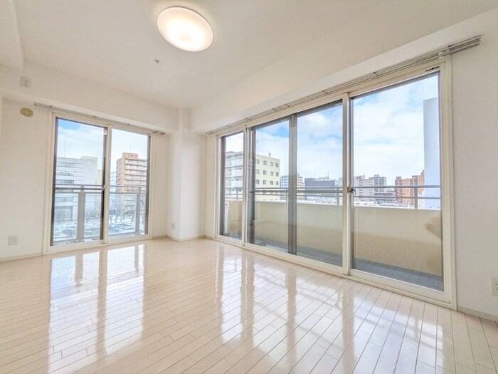 知事公館前タワーレジデンスの物件内観写真