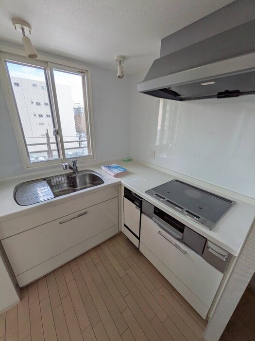 知事公館前タワーレジデンスの物件内観写真