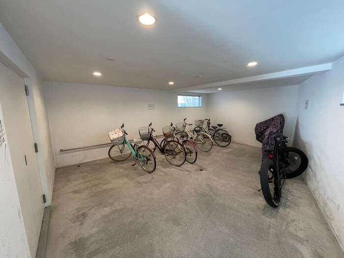 ラフィナ－ト近代美術館の物件外観写真