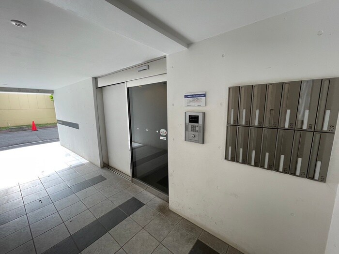 ラフィナ－ト近代美術館の物件外観写真