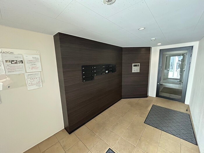 ル・コンフォールの物件外観写真