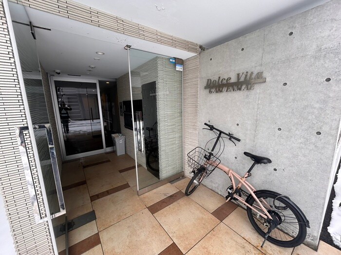 Dolce Vita GAKUENMAEの物件外観写真