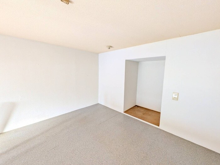 ストラ－ダ中の島の物件内観写真