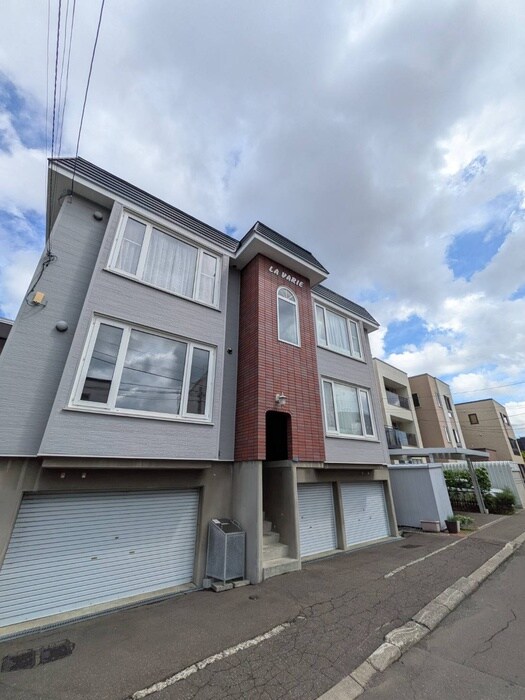 ラ・バリエの物件外観写真