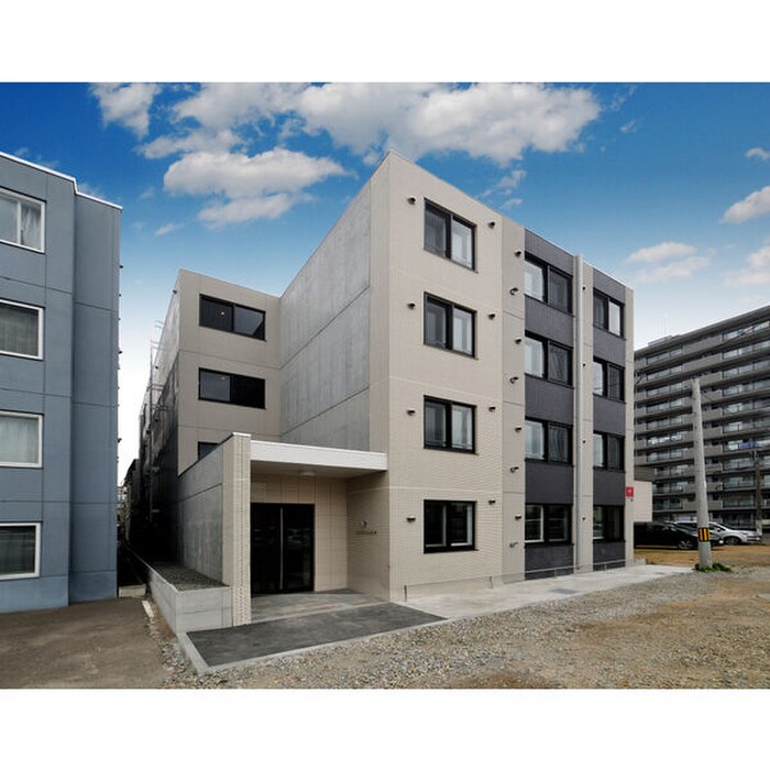 ＡＬＰＨＡ南8条の物件外観写真