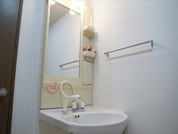 ウイング北14条の物件内観写真