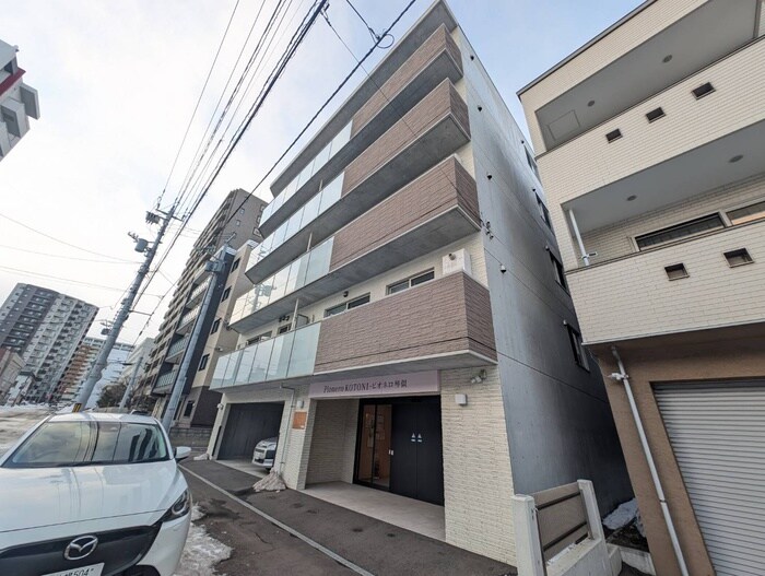 ピオネロ琴似の物件外観写真
