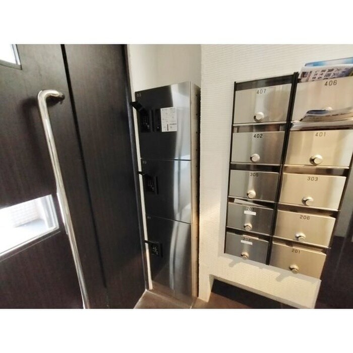 ル・ソレイユの物件外観写真