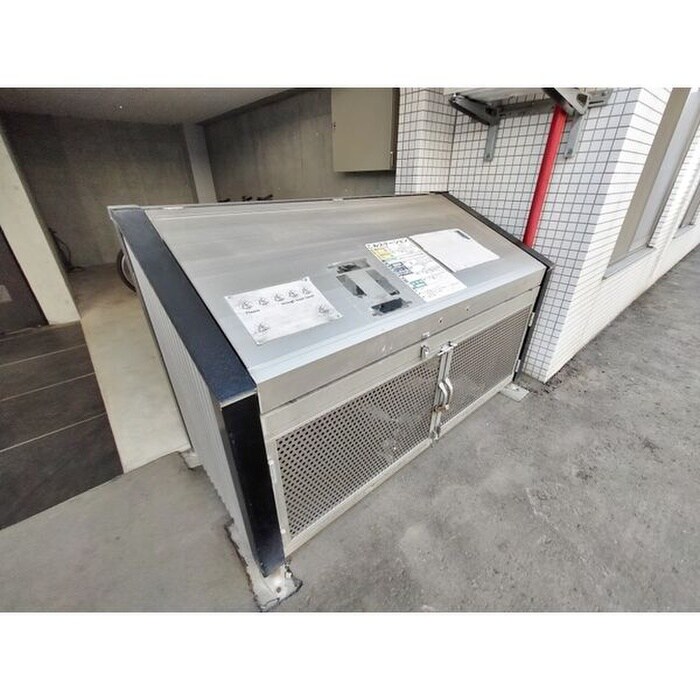 ル・ソレイユの物件外観写真