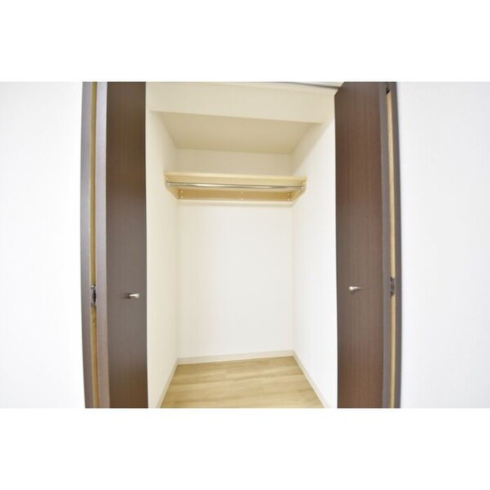 ル・ソレイユの物件内観写真