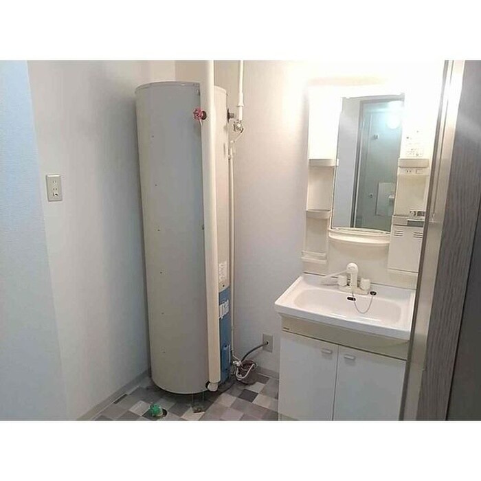 マッシモ北3条の物件内観写真