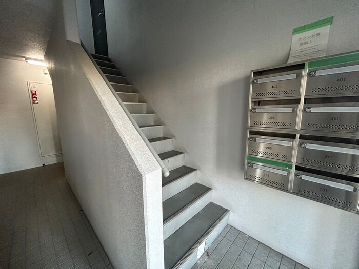 パークハイツHの物件外観写真