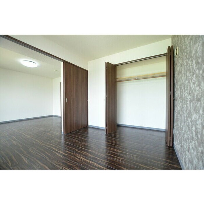 クリスタル・セレニティの物件内観写真