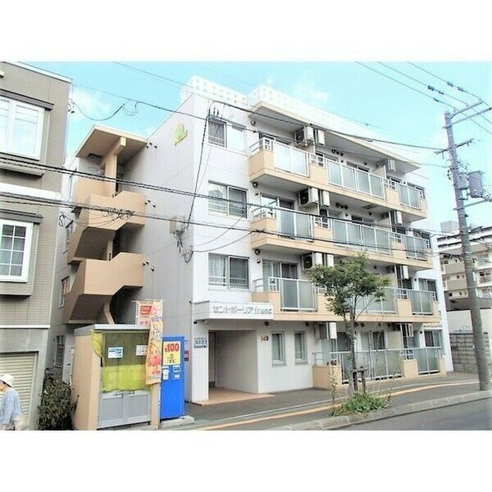 セントポ－リアｆｌａｎｃの物件外観写真