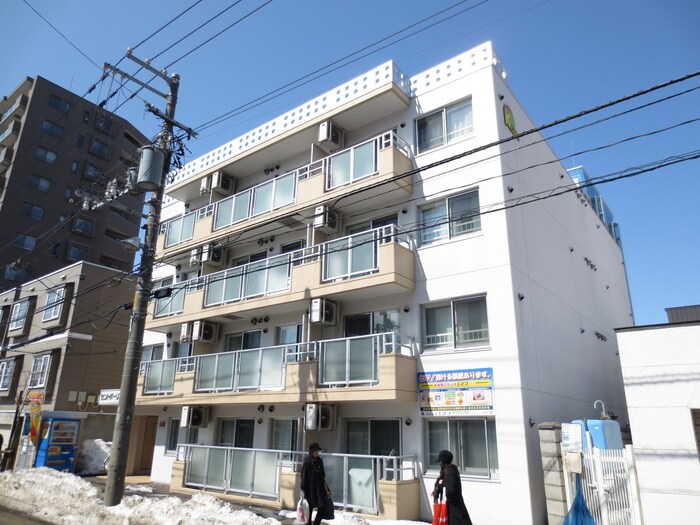 セントポ－リアｆｌａｎｃの物件外観写真