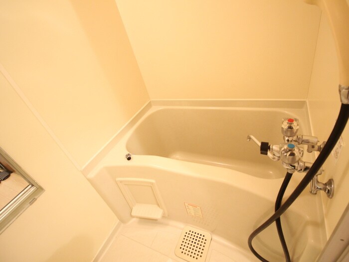 ローヤルハイツ南５条の物件内観写真