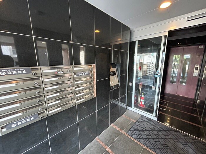 アルカディア参番館の物件外観写真