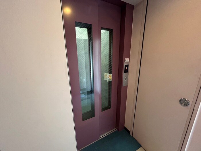 アルカディア参番館の物件外観写真