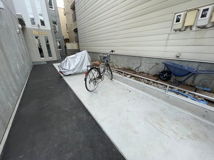 Posh桑園の物件外観写真