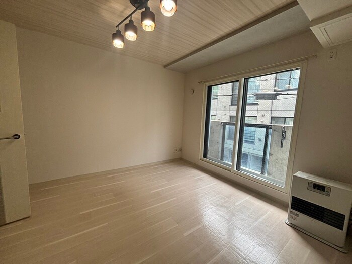 ヌ－ヴェルコ－トの物件内観写真