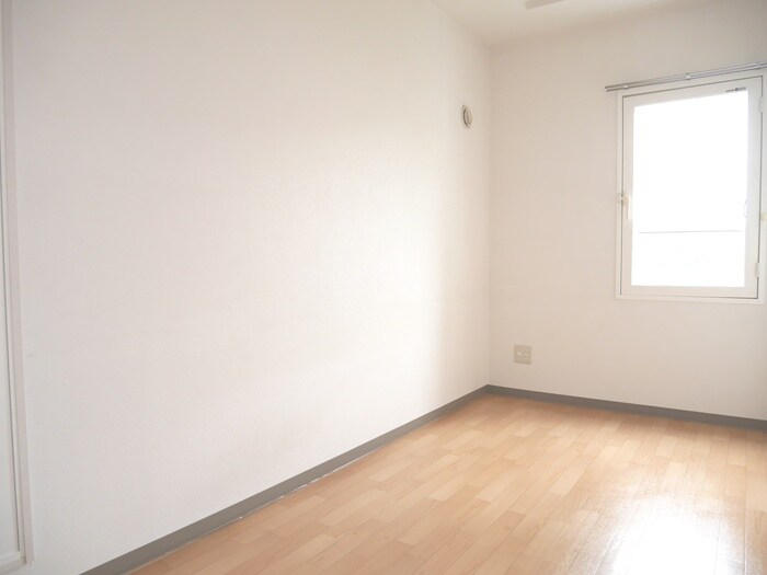 モンタ－ニュ　ボヌ－ルの物件内観写真