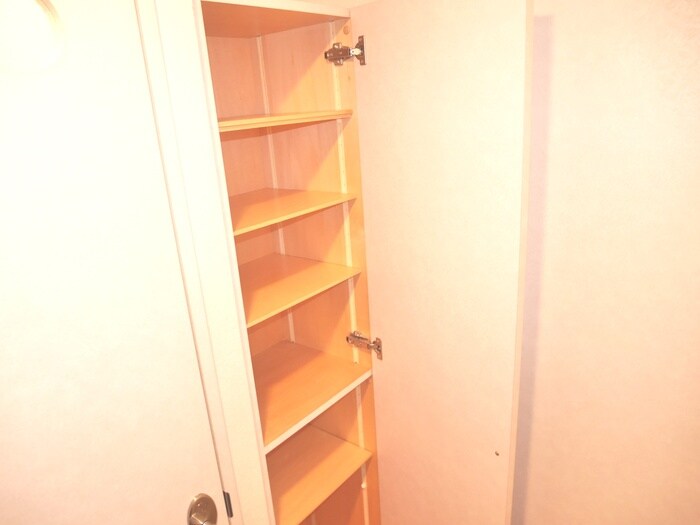 モンタ－ニュ　ボヌ－ルの物件内観写真