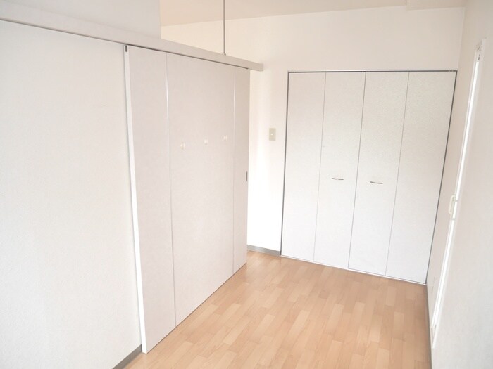 モンタ－ニュ　ボヌ－ルの物件内観写真