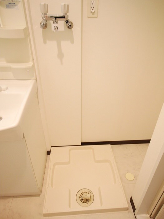 小泉マンション　メム19の物件内観写真