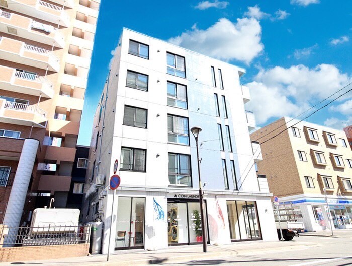 ル・ヌアージュ山鼻南の物件外観写真