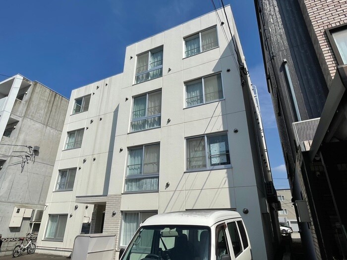 AURAの物件外観写真