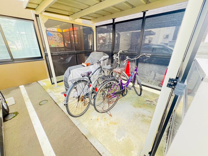 グランパーク麻生の物件外観写真