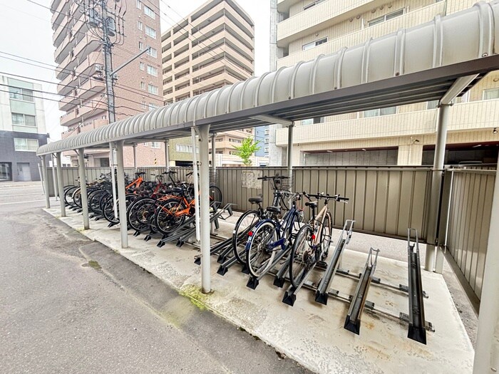 グランカーサ永山公園通 eastの物件外観写真