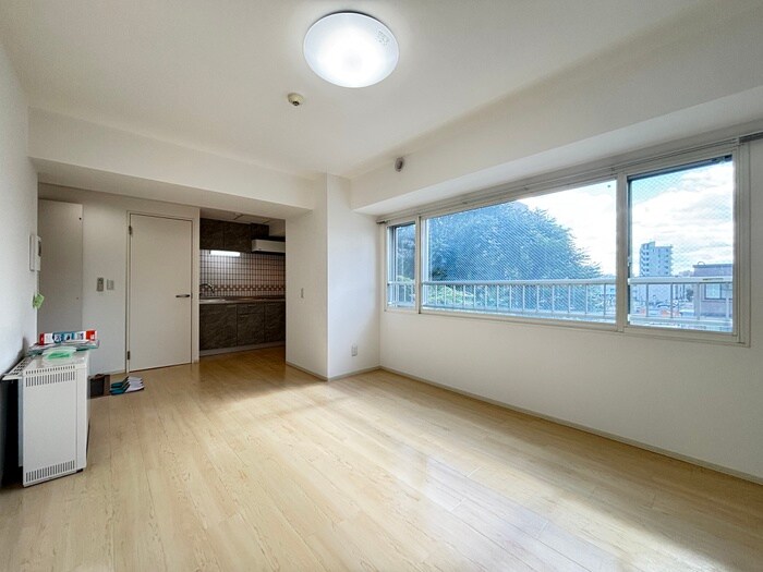 グランカーサ永山公園通 eastの物件内観写真