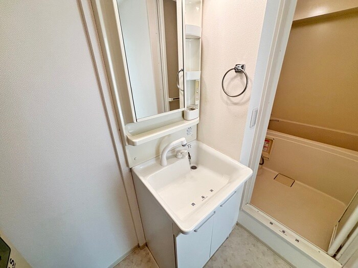 グランカーサ永山公園通 eastの物件内観写真