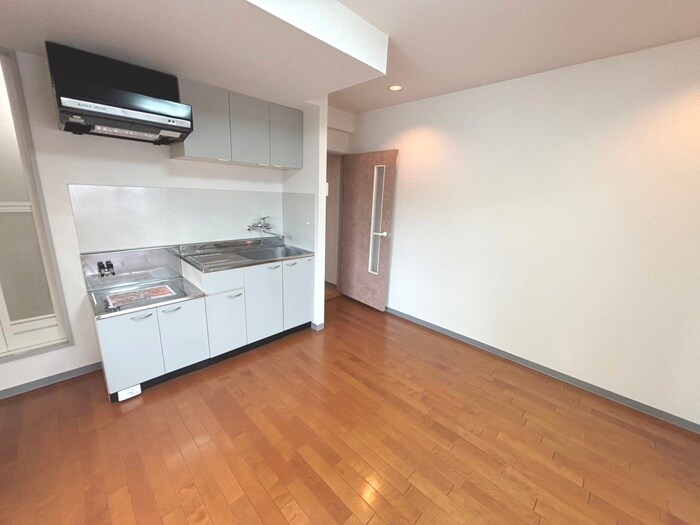 セレ－ナ南郷の物件内観写真