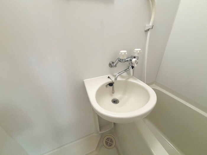 セレ－ナ南郷の物件内観写真