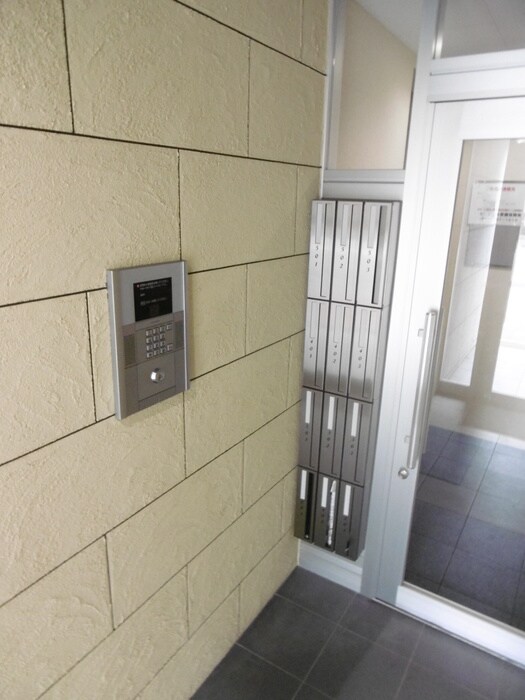 エヴァンスコート南１条の物件外観写真