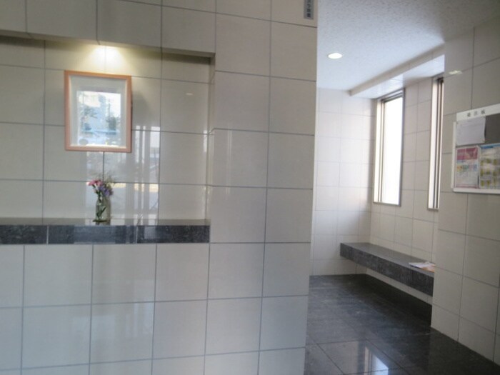 ロイスガーデン山鼻の物件外観写真