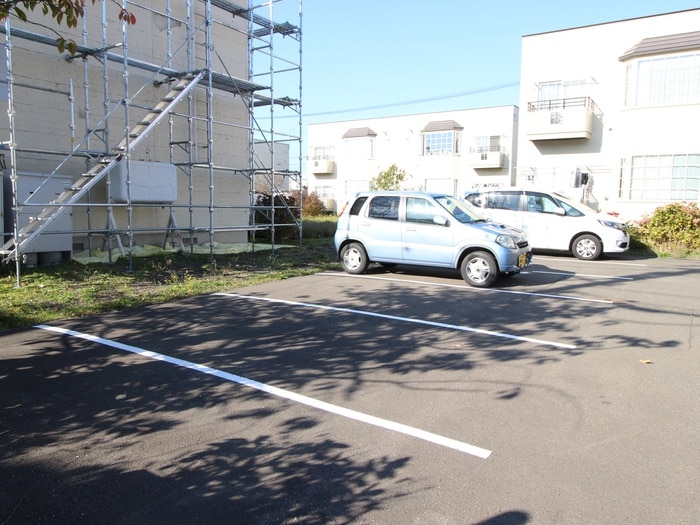 パークビレッジD棟の物件外観写真