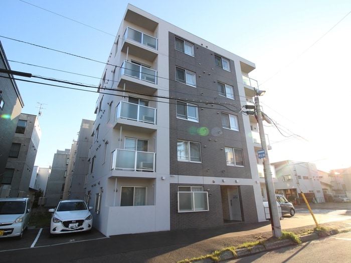 ラフィーネN26ウエストの物件外観写真