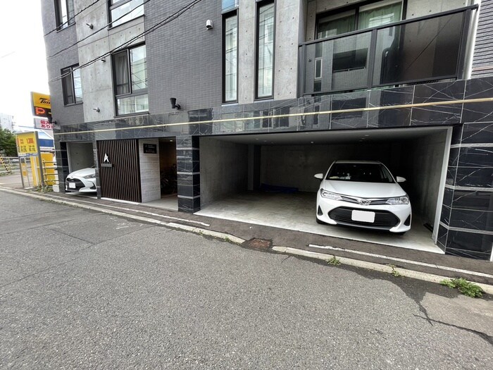 アルファスクエア西28の物件外観写真