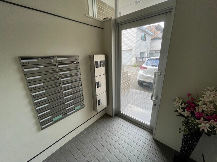 リリアムコート宮の森の物件外観写真