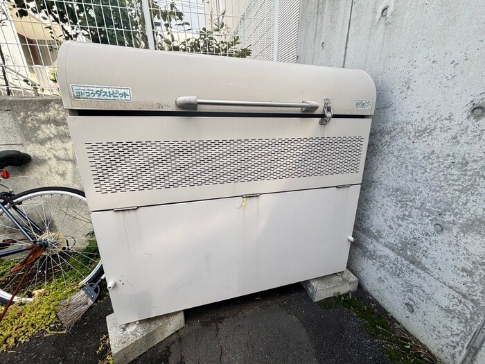 フォレストヒルズ宮の森の物件外観写真