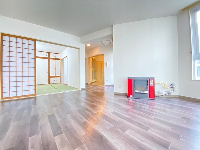 フォレストヒルズ宮の森の物件内観写真